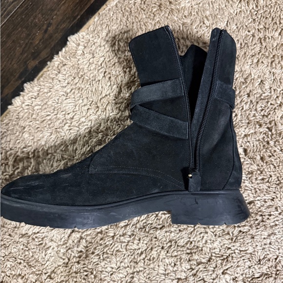 NEW STUART WEITZMAN 32MM Crystal Buckle Suede Ankle Boots - Picture 12 of 13